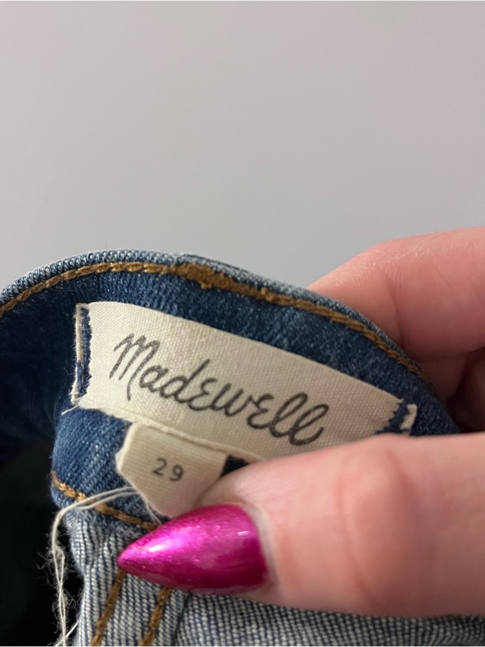 Madewell Stretch Denim
Mini Skirt Raw Hem Size 29 Classic Dark Blue Jean - Picture 4 of 7